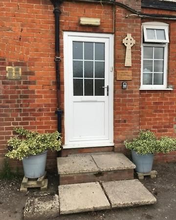 Appartamento The Bustard Salisbury Esterno foto