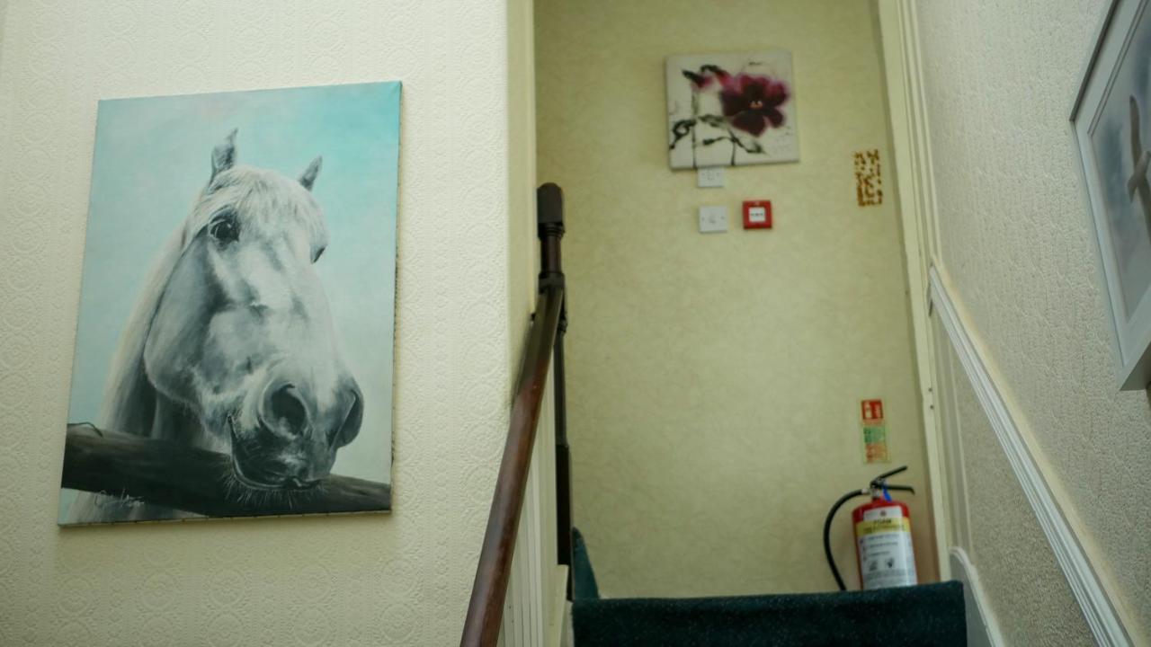 Appartamento The Bustard Salisbury Esterno foto